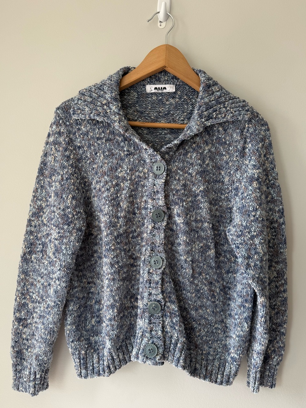 (M) Alia Women's Blue Multi-Tone Button Cardigan
